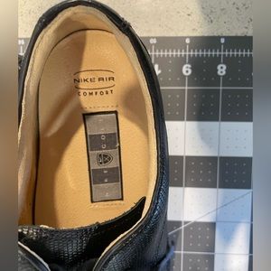 Vintage Nike air woman golf shoes